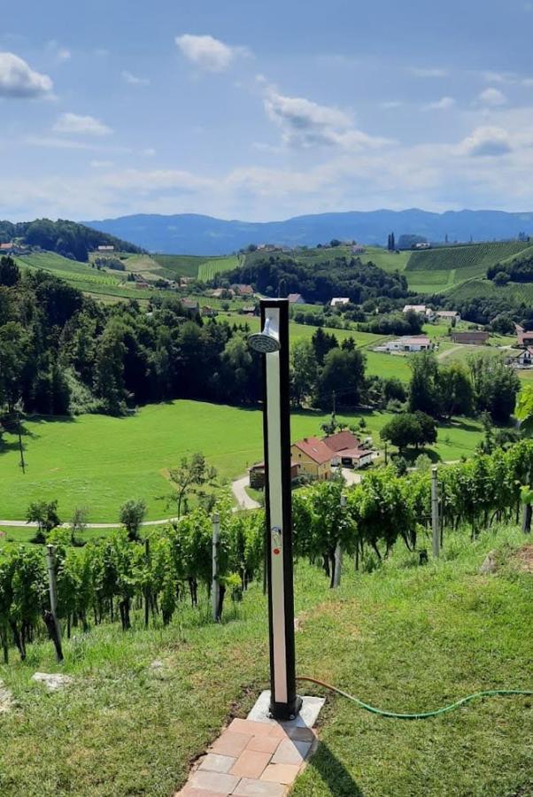 Das Weinberghaus Ratsch an der Weinstraße Exterior photo