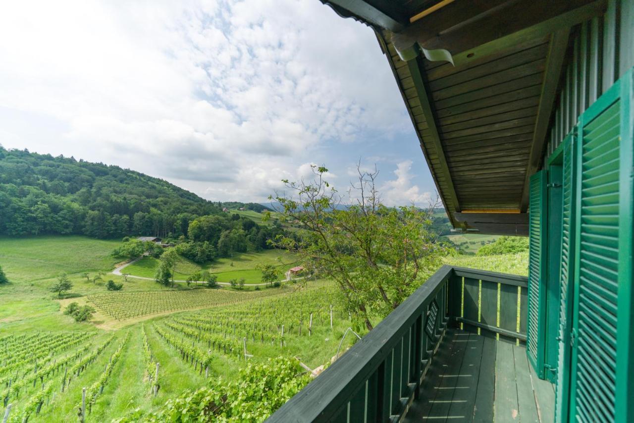 Das Weinberghaus Ratsch an der Weinstraße Exterior photo